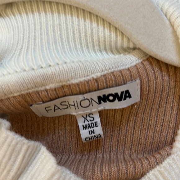 Fashion Nova Sweater NWOT XS🎉 - Picture 3 of 5